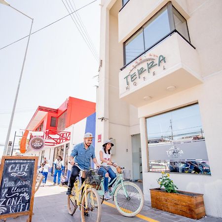 Hotel Terra إكيكي المظهر الخارجي الصورة